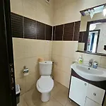 Monaco Summerland דירה מאמאיה