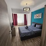 Monaco Summerland * מאמאיה