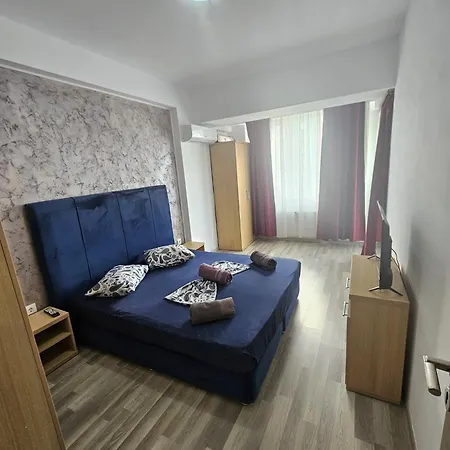 Apartment Monaco Summerland *