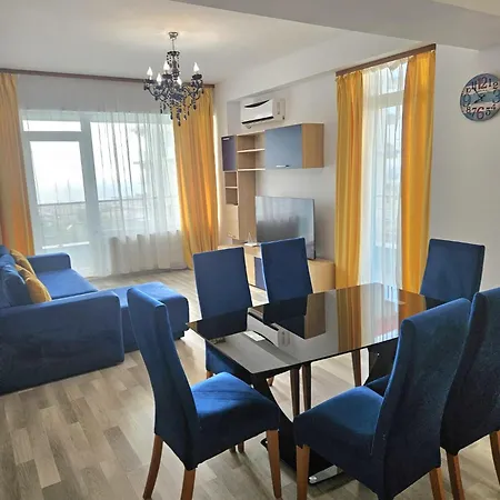 Monaco Summerland * Mamaia