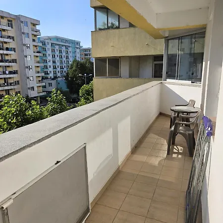 Monaco Summerland Apartment