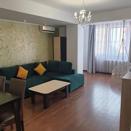 Monaco Summerland Mamaia