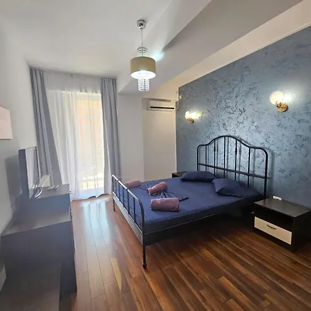 Monaco Summerland Mamaia